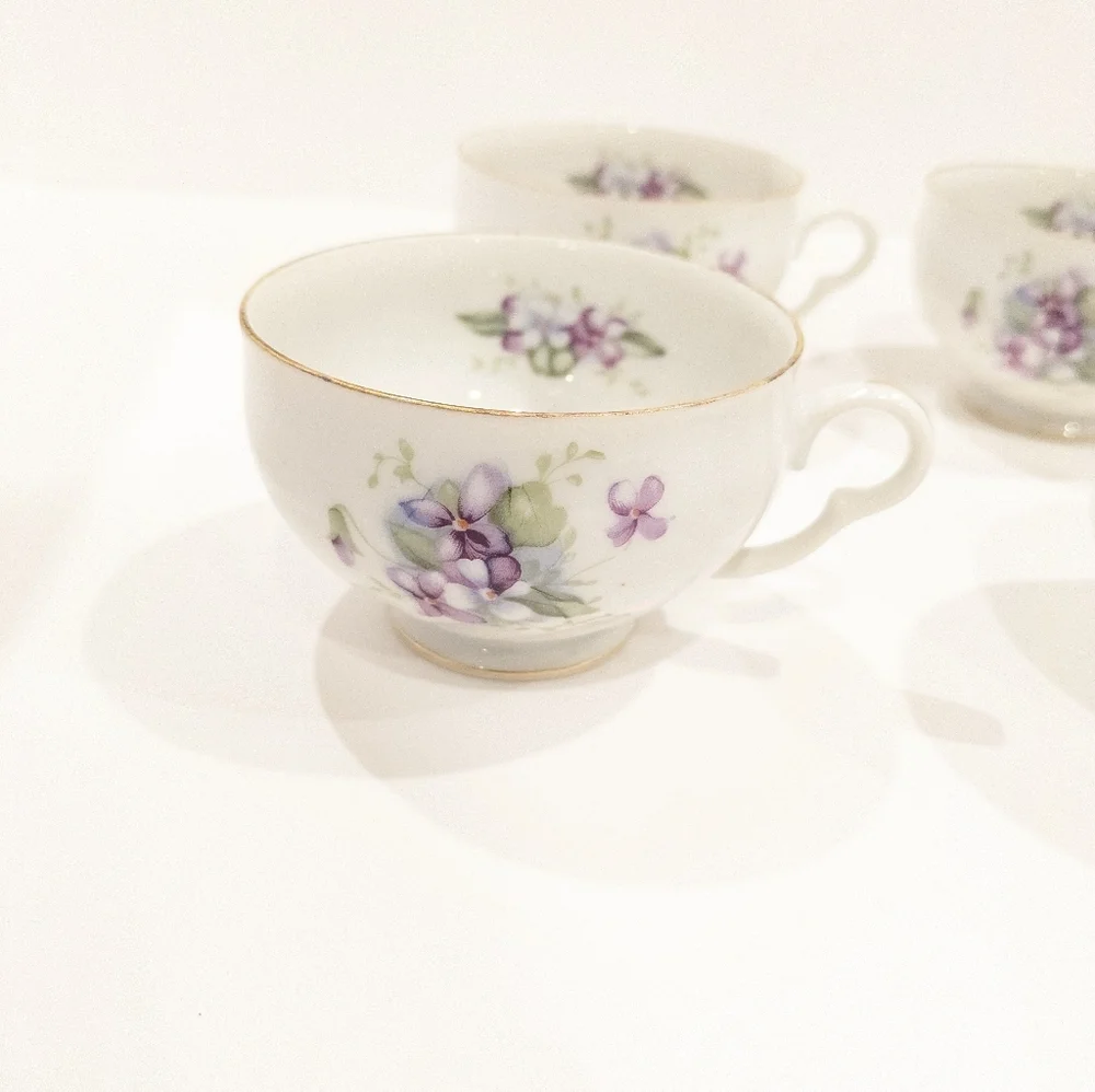 Vintage Registered U.S.A. Celebrate made in Japan Teacups & Dessert Plates - Picture 8 of 9